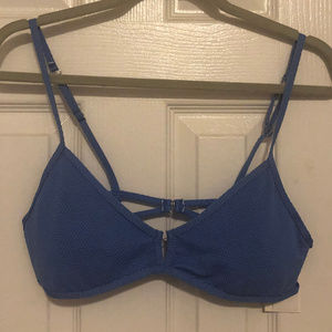 NWT Triangle Bikini Top Size X Large